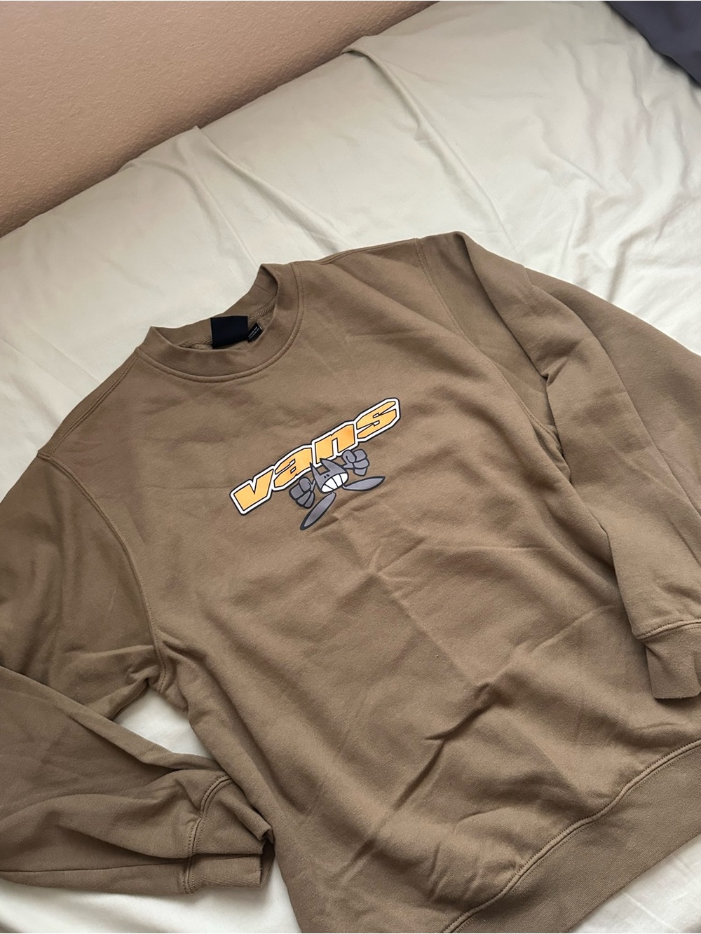 Vans Men's Tan Crewneck Sweatshirt with Graphic Logo